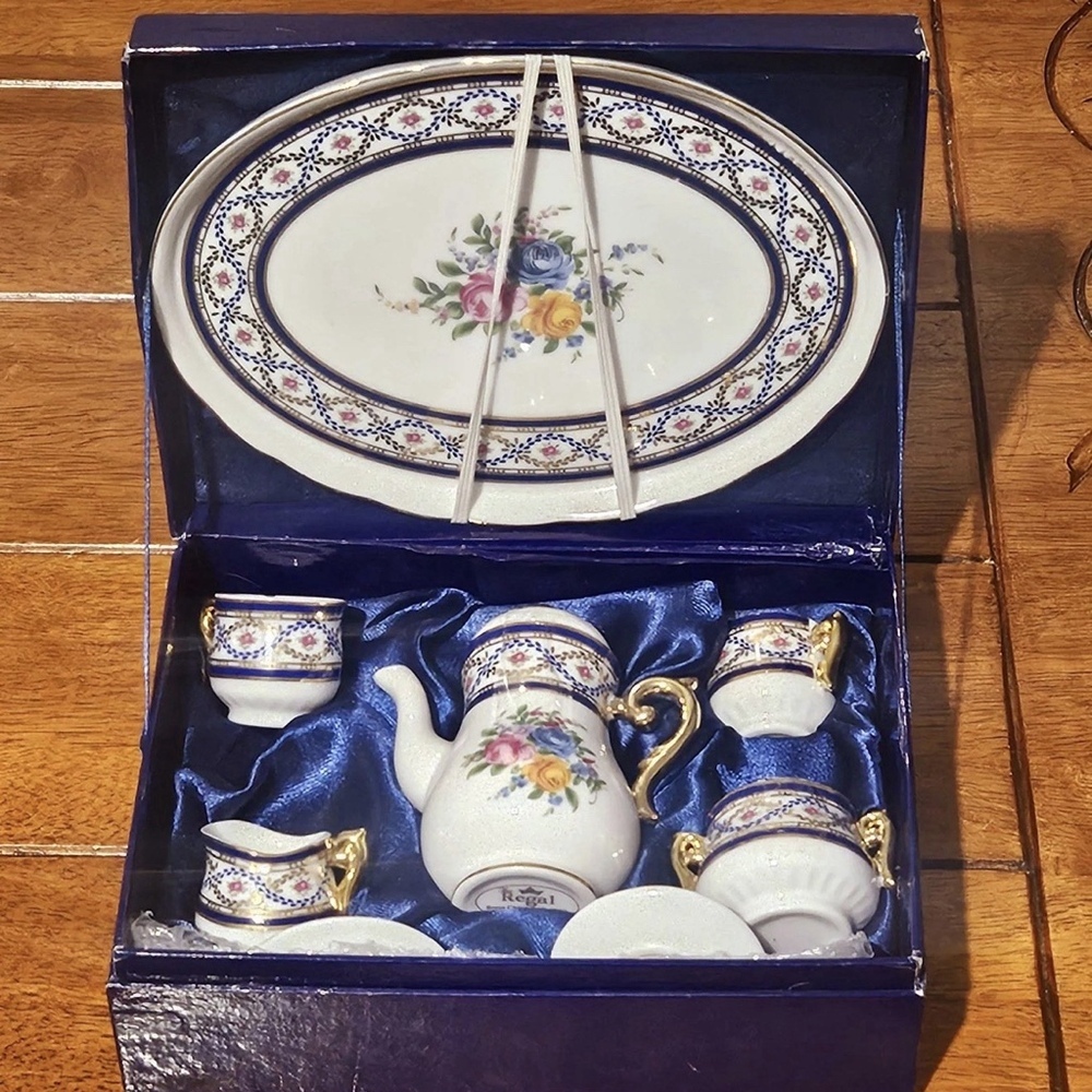 Vintage Regal Bone China Miniature Tea Set